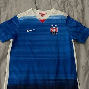 Kids Large USA SOCCER jersey.